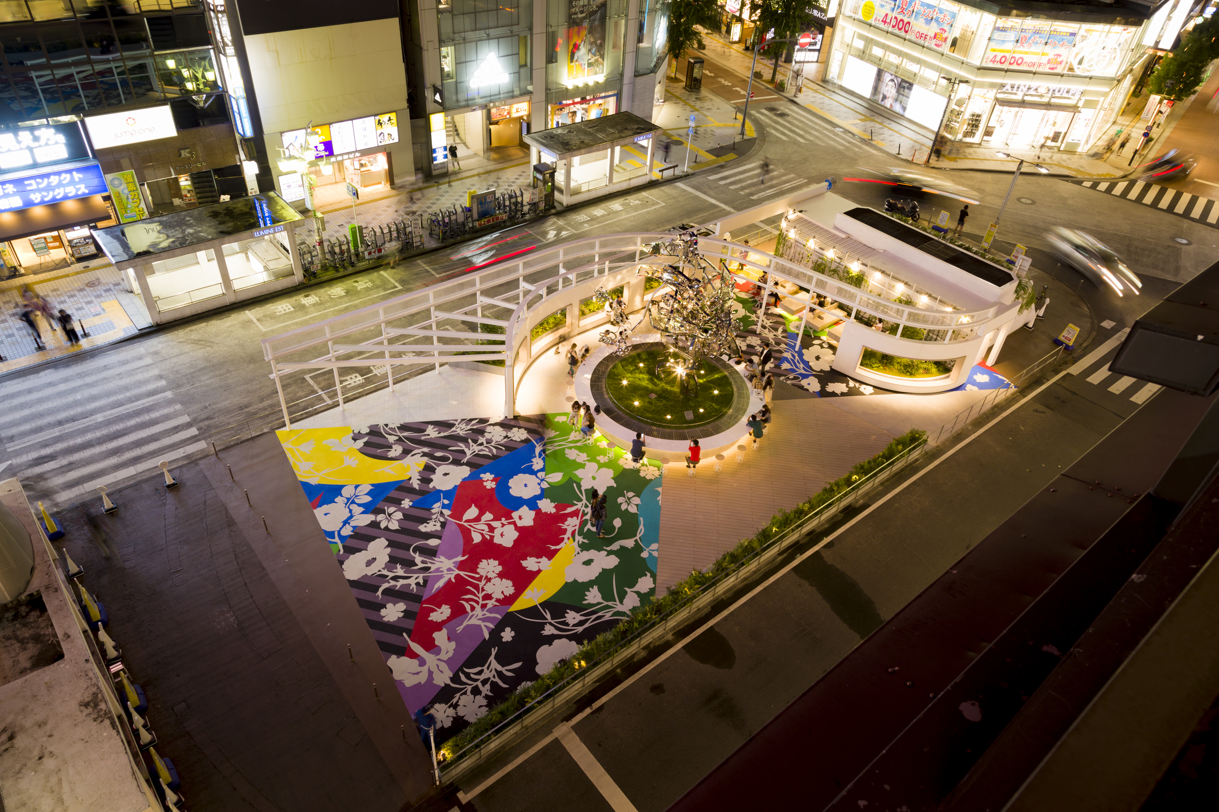 JR Shinjuku Station East Square